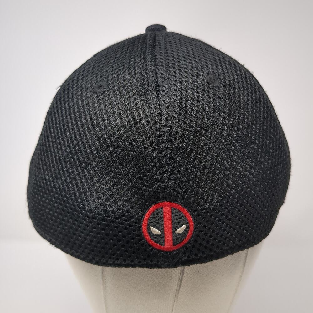 Deadpool Logo Patch Fitted Baseball Hat Black One… - image 6